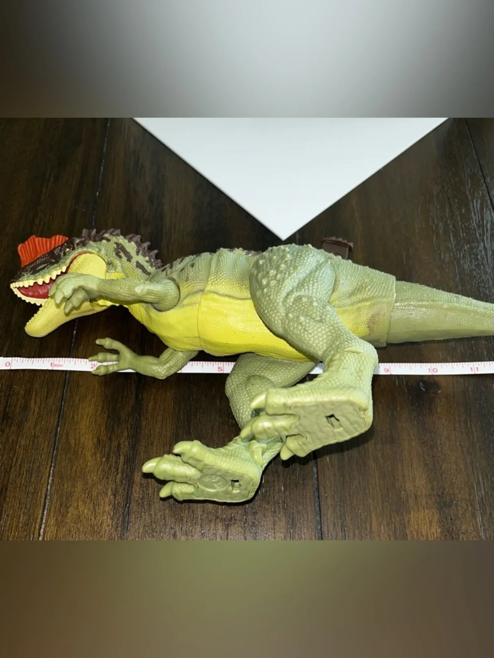 Jurassic World Dominion Massive Yangchuanosaurus 14.5” Action Figure